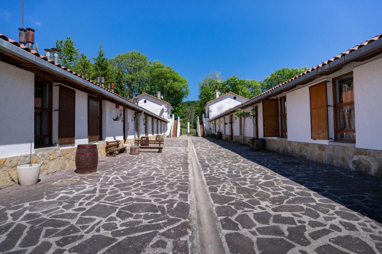 Hotel Kampaoh Sierra De Urbasa Bacáicoa Exteriér fotografie